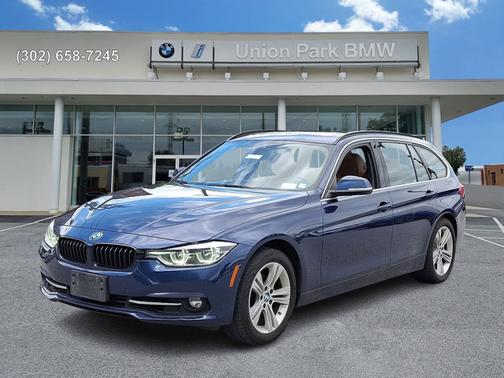 2017 BMW 330 i xDrive