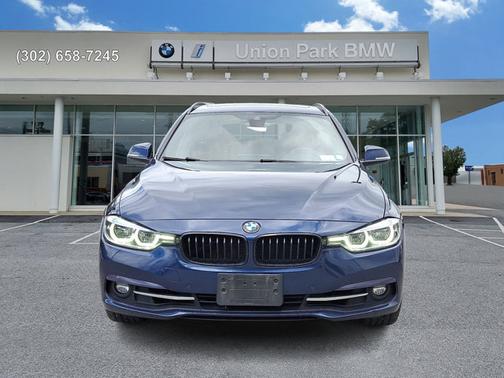 2017 BMW 330 i xDrive