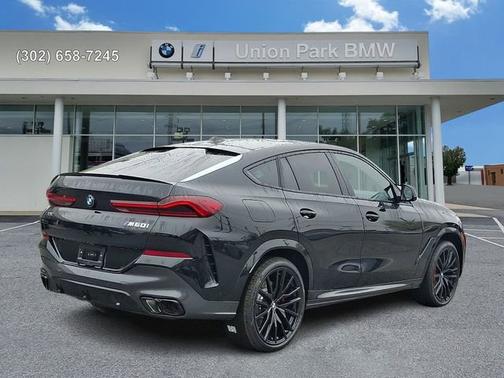 Black Sapphire Metallic 2026 BMW X6 M60i