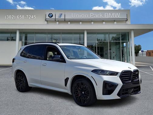 Mineral White Metallic 2025 BMW X5 M Competition