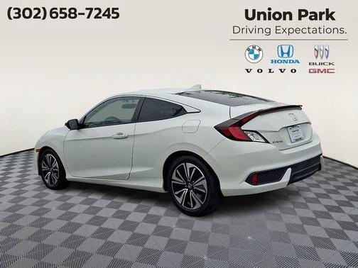 White 2017 Honda Civic EX-L