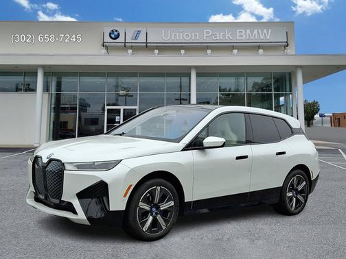 2025 BMW iX xDrive50