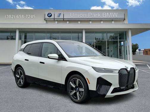 2025 BMW iX xDrive50