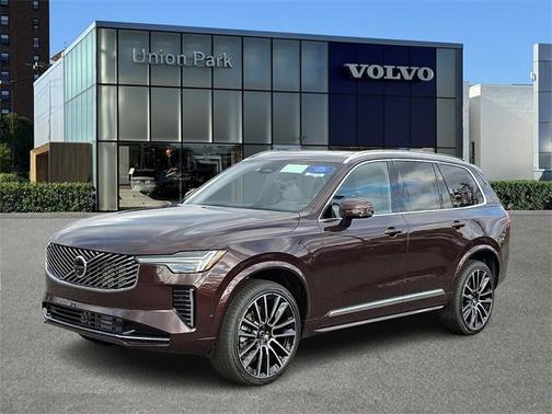 2026 Volvo XC90 Plus