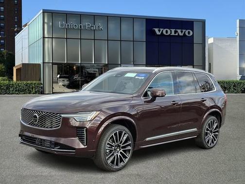 2026 Volvo XC90 Plus