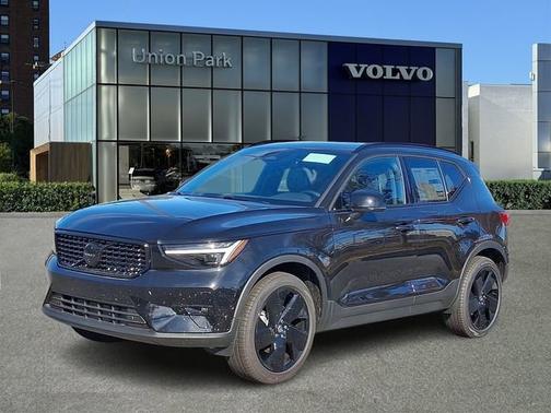 2026 Volvo XC40 Ultra Black Edition