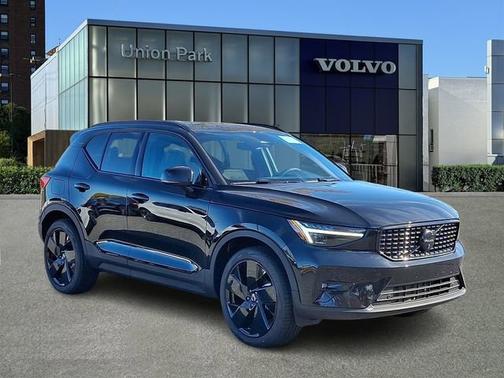 2026 Volvo XC40 Ultra Black Edition