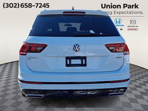 2021 Volkswagen Tiguan 2.0T SE R-Line Black