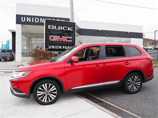 2020 Mitsubishi Outlander SE