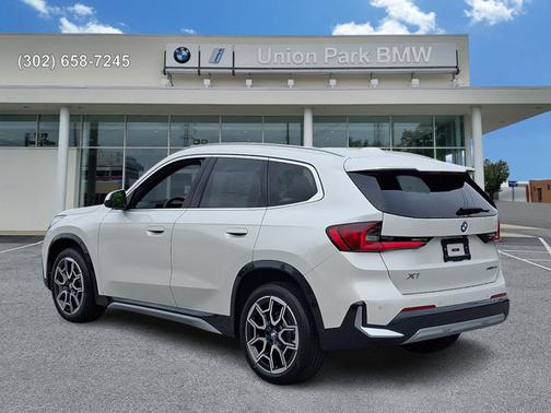 Mineral White Metallic 2026 BMW X1 xDrive28i