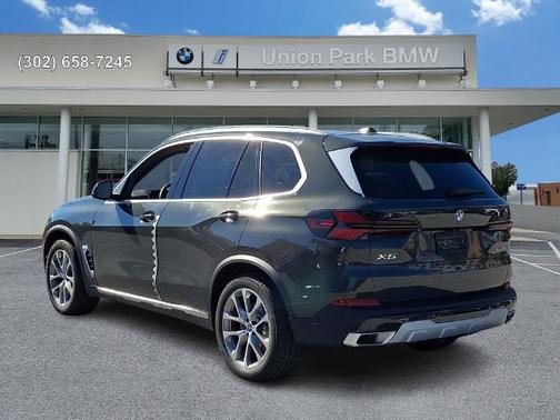 Dravit Grey Metallic 2026 BMW X5 xDrive40i