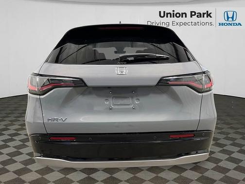 Urban Gray Pearl 2027 Honda HR-V EX-L