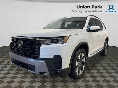 Platinum White Pearl 2026 Honda Pilot Touring