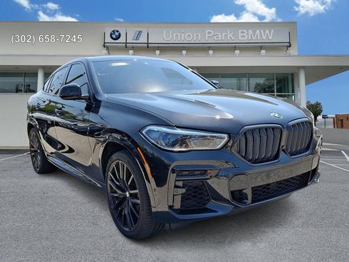 Black Sapphire Metallic 2022 BMW X6 M50i