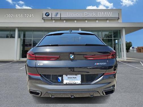 Black Sapphire Metallic 2022 BMW X6 M50i