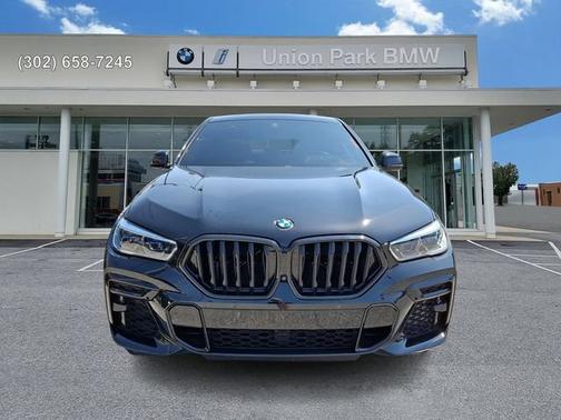 Black Sapphire Metallic 2022 BMW X6 M50i