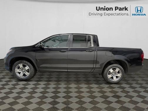 Crystal Black Pearl 2026 Honda Ridgeline RTL
