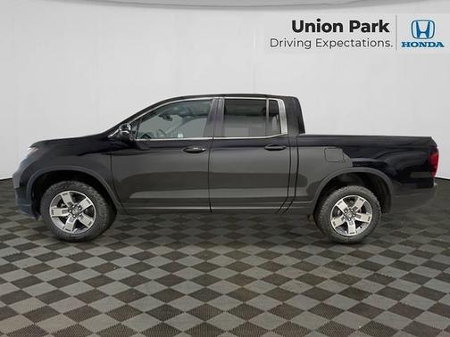 Crystal Black Pearl 2026 Honda Ridgeline RTL