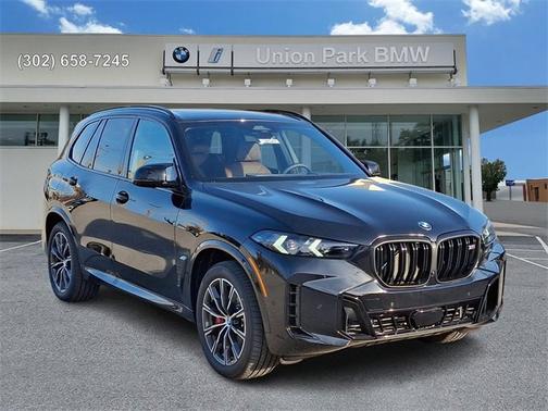 2025 BMW X5 M60i
