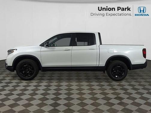 Platinum White Pearl 2026 Honda Ridgeline TrailSport+