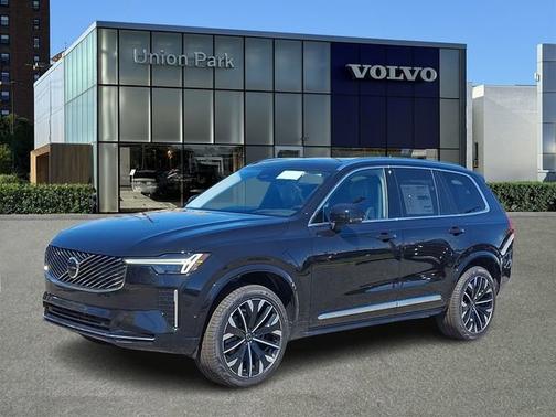 Onyx Black Metallic 2026 Volvo XC90 Ultra