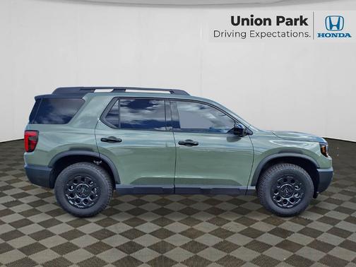 Ash Green Metallic 2026 Honda Passport TrailSport Blackout