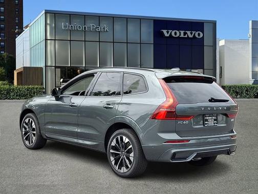 Forest Lake 2026 Volvo XC60 Plus
