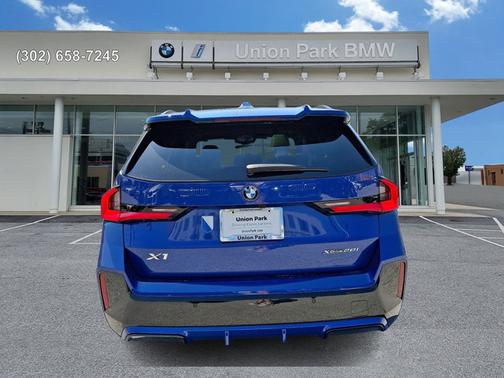 Portimao Blue Metallic 2026 BMW X1 xDrive28i