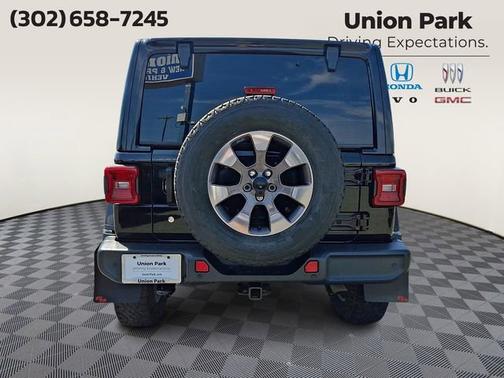 Black Clearcoat 2019 Jeep Wrangler Unlimited Sahara