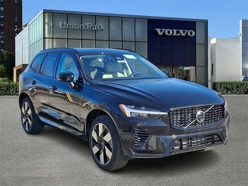 2025 Volvo XC60 Plug-In Hybrid Plus