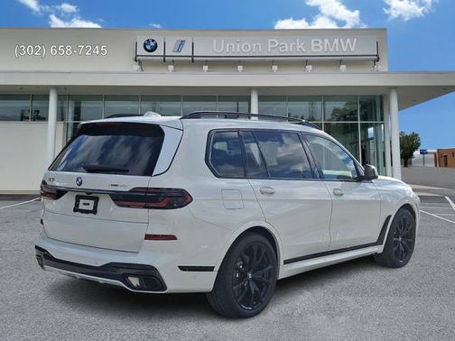 2026 BMW X7 xDrive40i