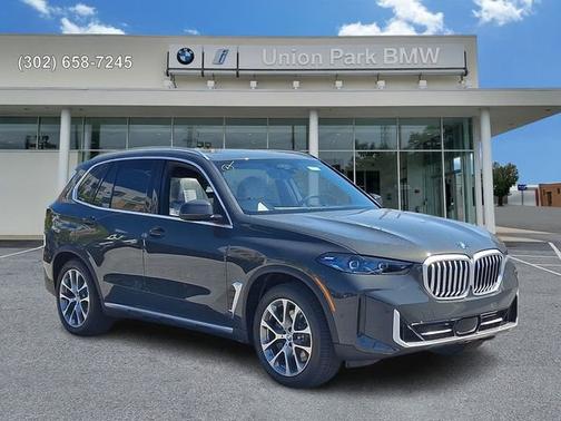 Dravit Grey Metallic 2026 BMW X5 xDrive50e