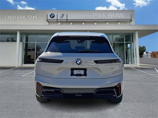 2026 BMW iX xDrive60