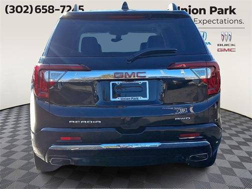 2021 GMC Acadia Denali