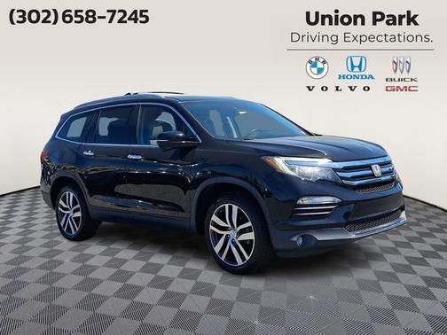 Black 2017 Honda Pilot Touring