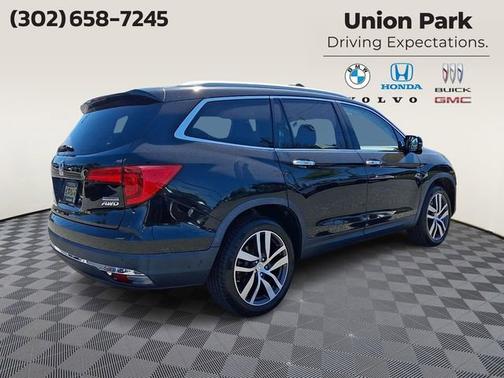 Black 2017 Honda Pilot Touring