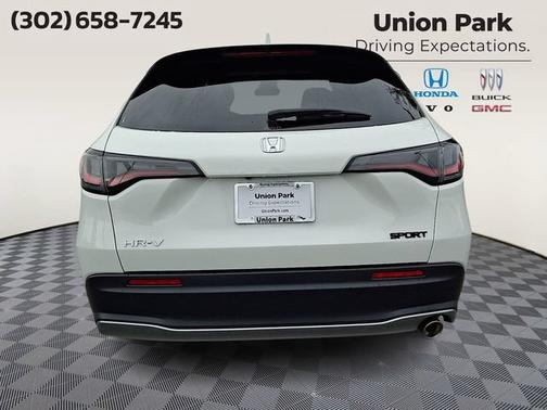 Platinum 2024 Honda HR-V Sport