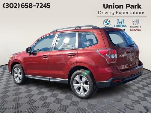 2015 Subaru Forester 2.5i