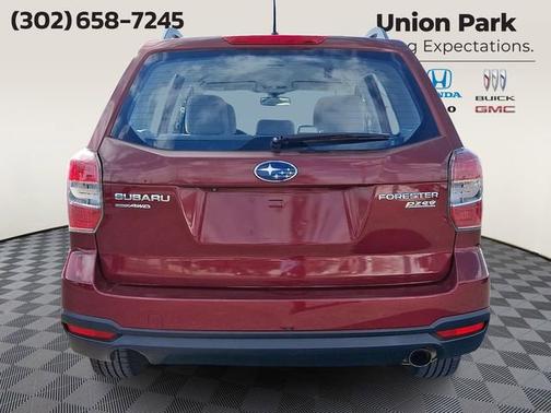 2015 Subaru Forester 2.5i