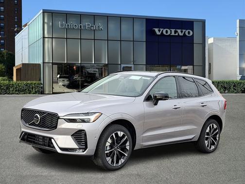 2026 Volvo XC60 Plus