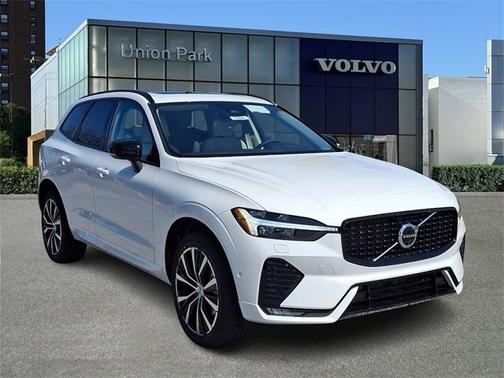2025 Volvo XC60 Plus
