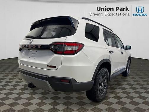 2026 Honda Pilot TrailSport