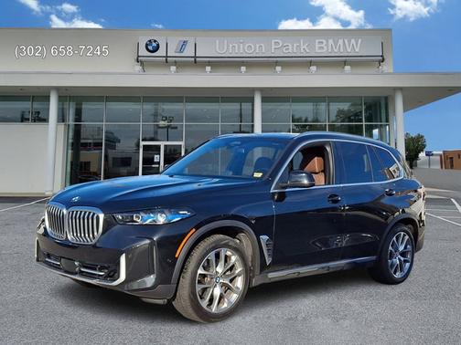 Black Sapphire Metallic 2024 BMW X5 xDrive40i