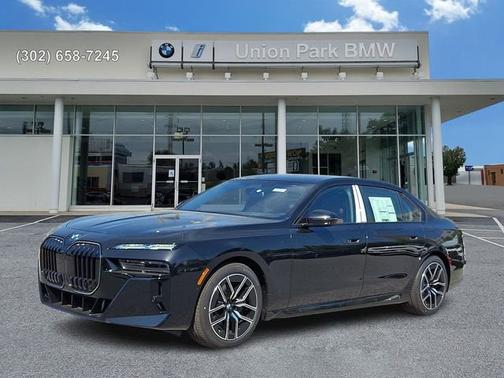 Black Sapphire Metallic 2026 BMW 760 760i xDrive