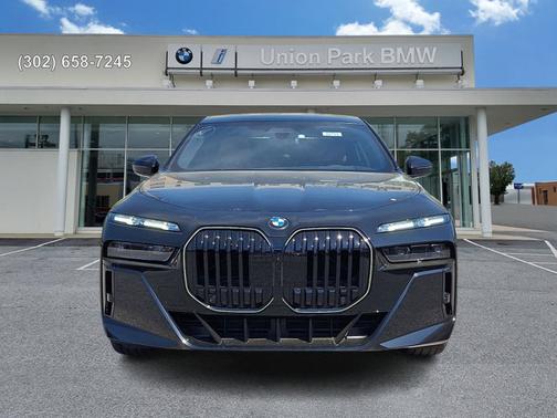 Black Sapphire Metallic 2026 BMW 760 760i xDrive