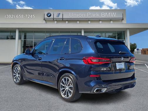 Carbon Black Metallic 2023 BMW X5 xDrive40i