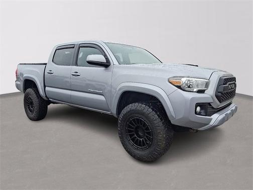 2016 Toyota Tacoma TRD Sport