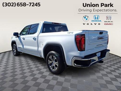 Summit White 2025 GMC Sierra 1500 SLT