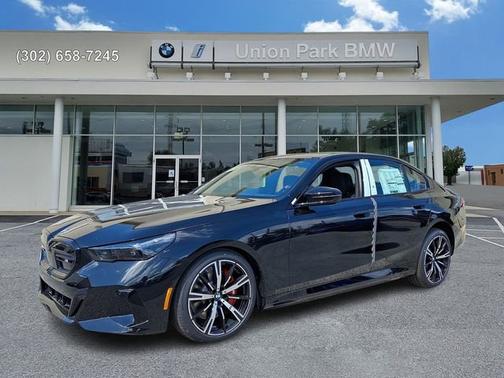 Black Sapphire Metallic 2026 BMW i5 M60