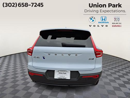 Cloud Blue 2024 Volvo XC40 Plus Dark Theme